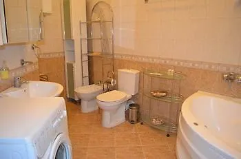 Kiev Accommodation Hotel Service 3*,