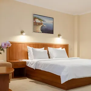 Hotel Pechersky, Kyiv